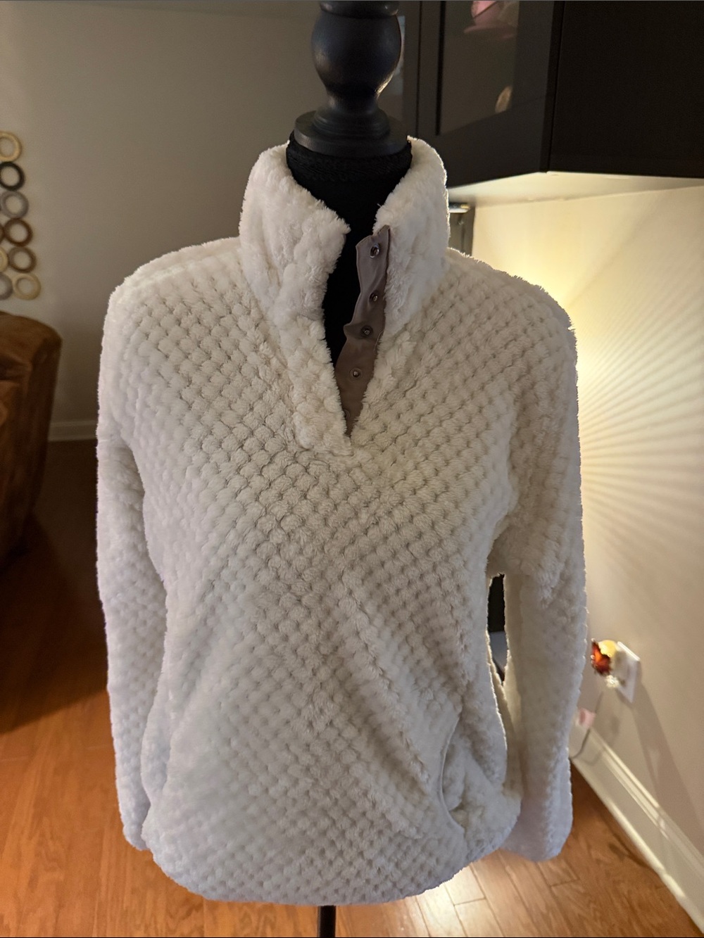 Eddie Bauer Cream Sherpa Pullover with Button Placket size small